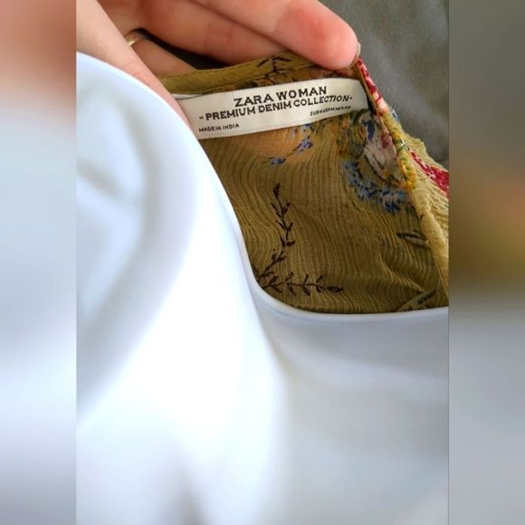 Zara Woman Olive Green rose print sheer sleeve and back blouse size M - Picture 7 of 7